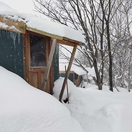 Hotel The Yurts At Margo'S Garden, Kiroro Akaigawa Exterior foto