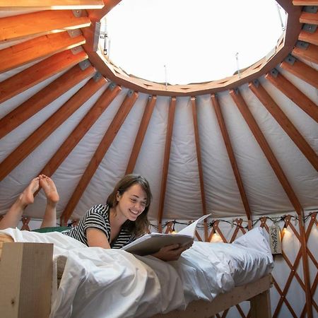 Hotel The Yurts At Margo'S Garden, Kiroro Akaigawa Exterior foto